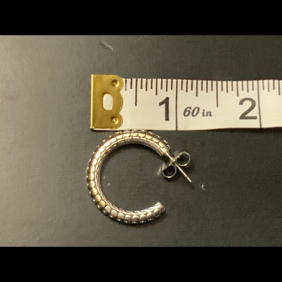 Brand New John Hardy Silver and 18ct Gold Dot earrings - Picture 8 of 14